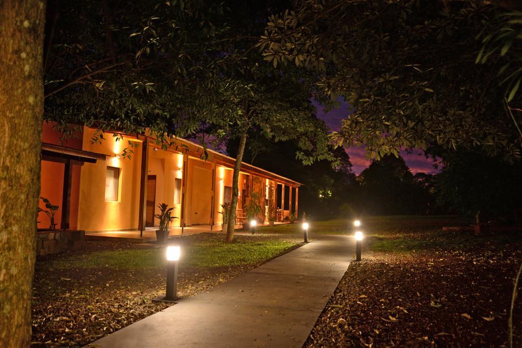 Posada del Chamán Iguazú Puerto Iguazú Exterior foto