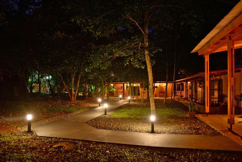 Posada del Chamán Iguazú Puerto Iguazú Exterior foto