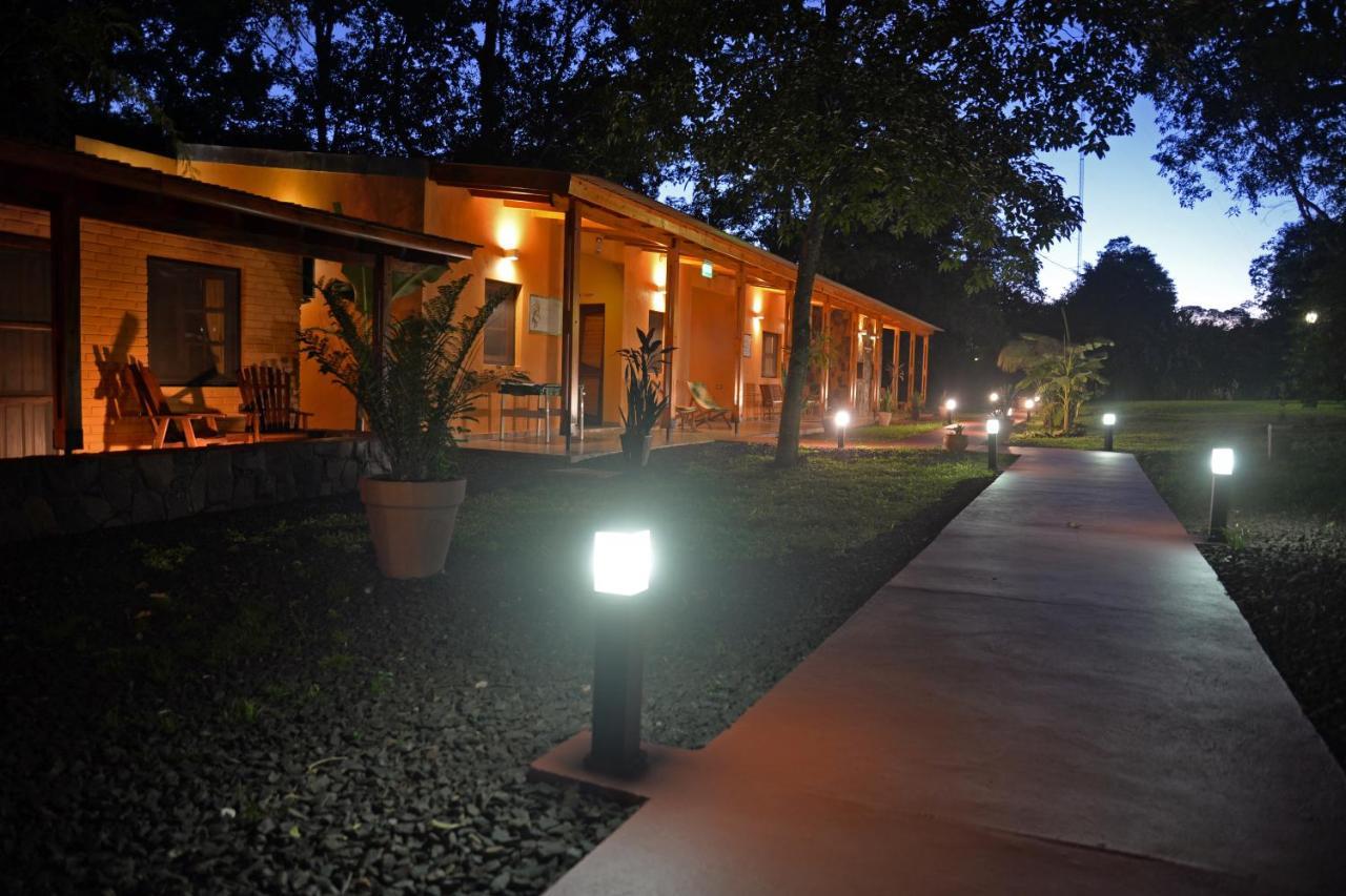 Posada del Chamán Iguazú Puerto Iguazú Exterior foto