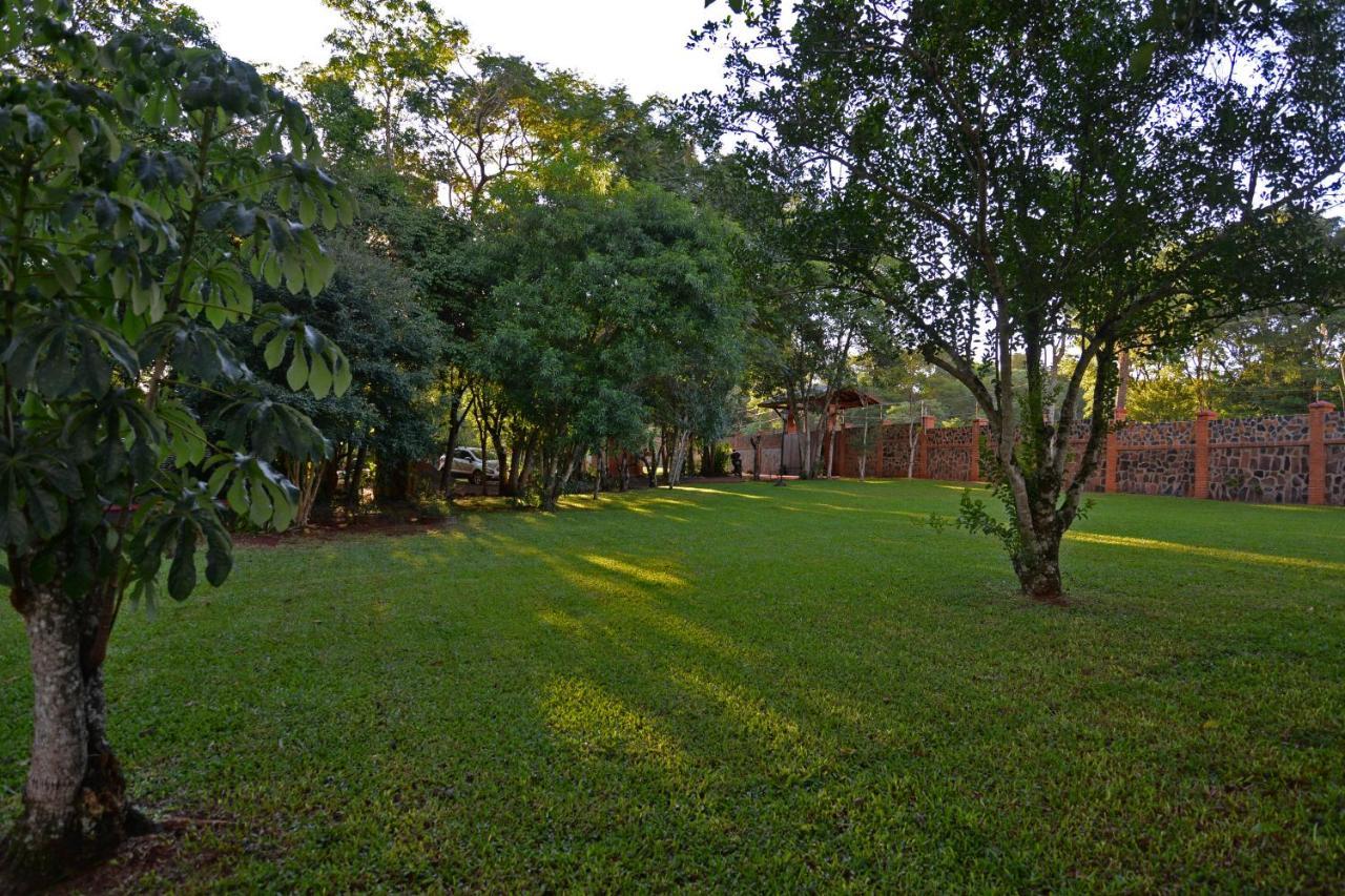 Posada del Chamán Iguazú Puerto Iguazú Exterior foto
